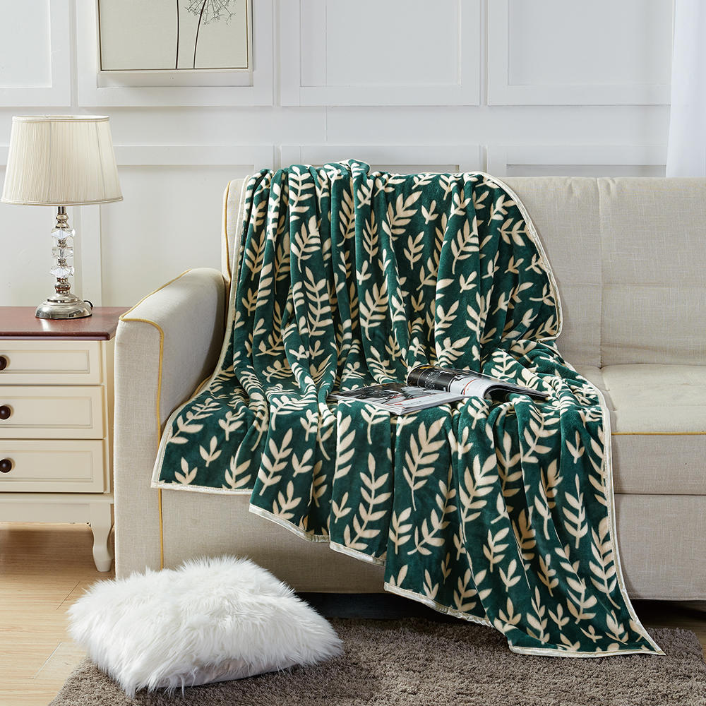 Leaf floral print flannel blanket